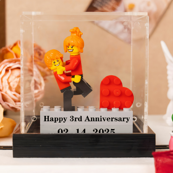 Customize a special gift for your love for Valentine's Day 2025!